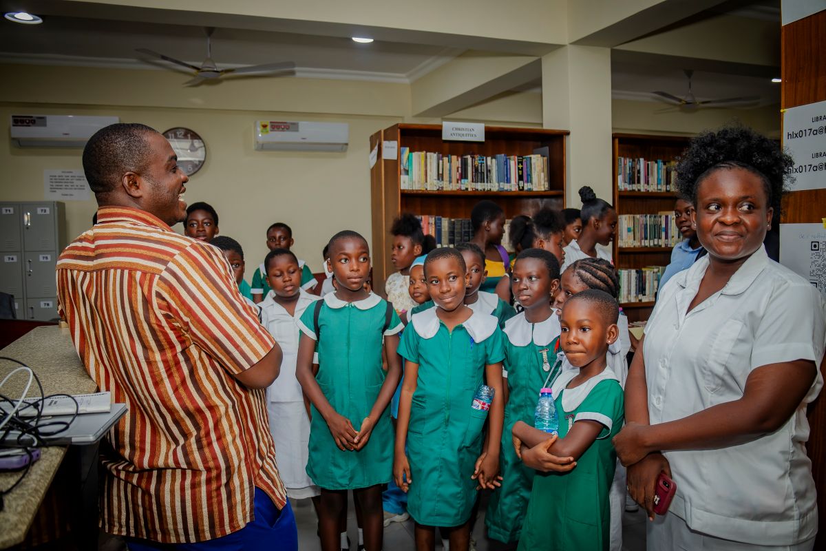 Young minds discovering tertiary education environment